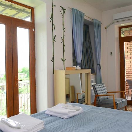 Old Bridge B&B Yeghegnadzor Exterior photo