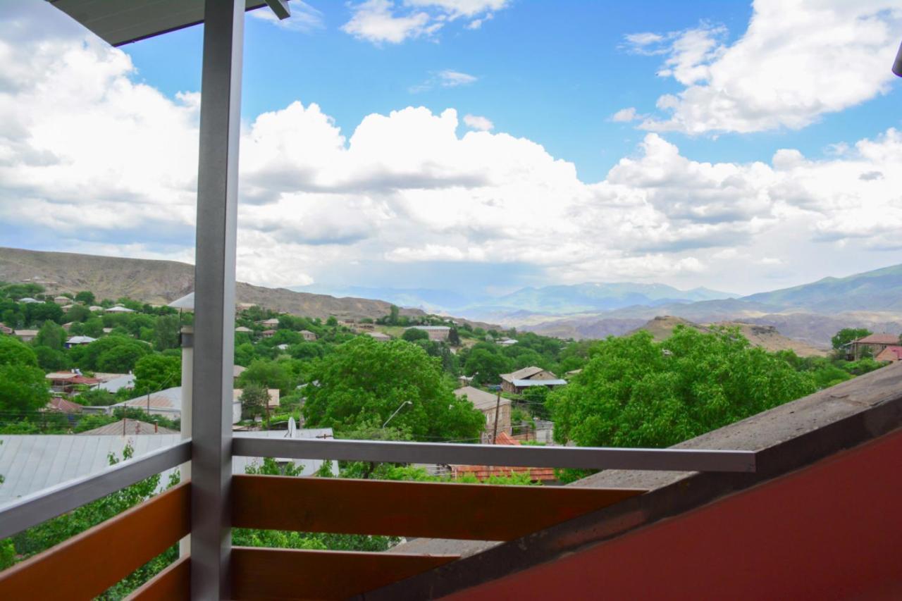 Old Bridge B&B Yeghegnadzor Exterior photo